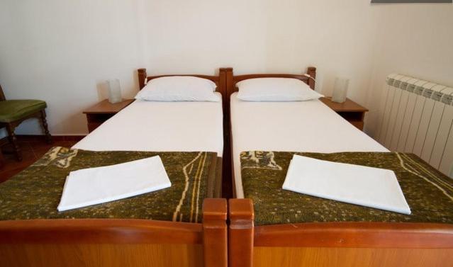 Petrovac Apartments & Rooms M מראה חיצוני תמונה
